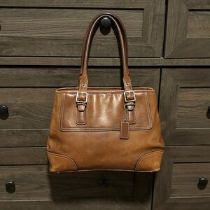 Coach Hamptons hand bag